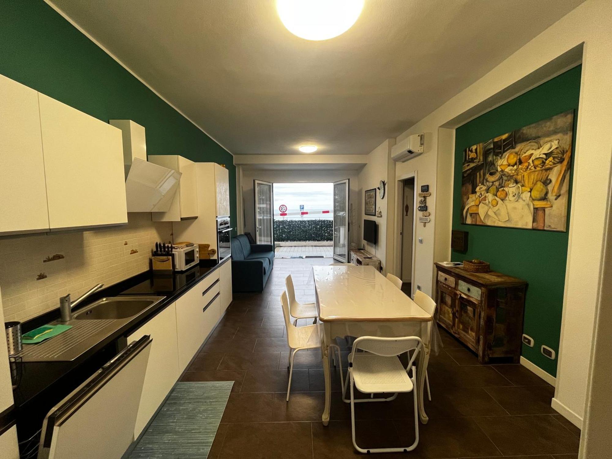 Casa Serge Vista Mare Con Ampio Terrazzo Privato Bergeggi Extérieur photo