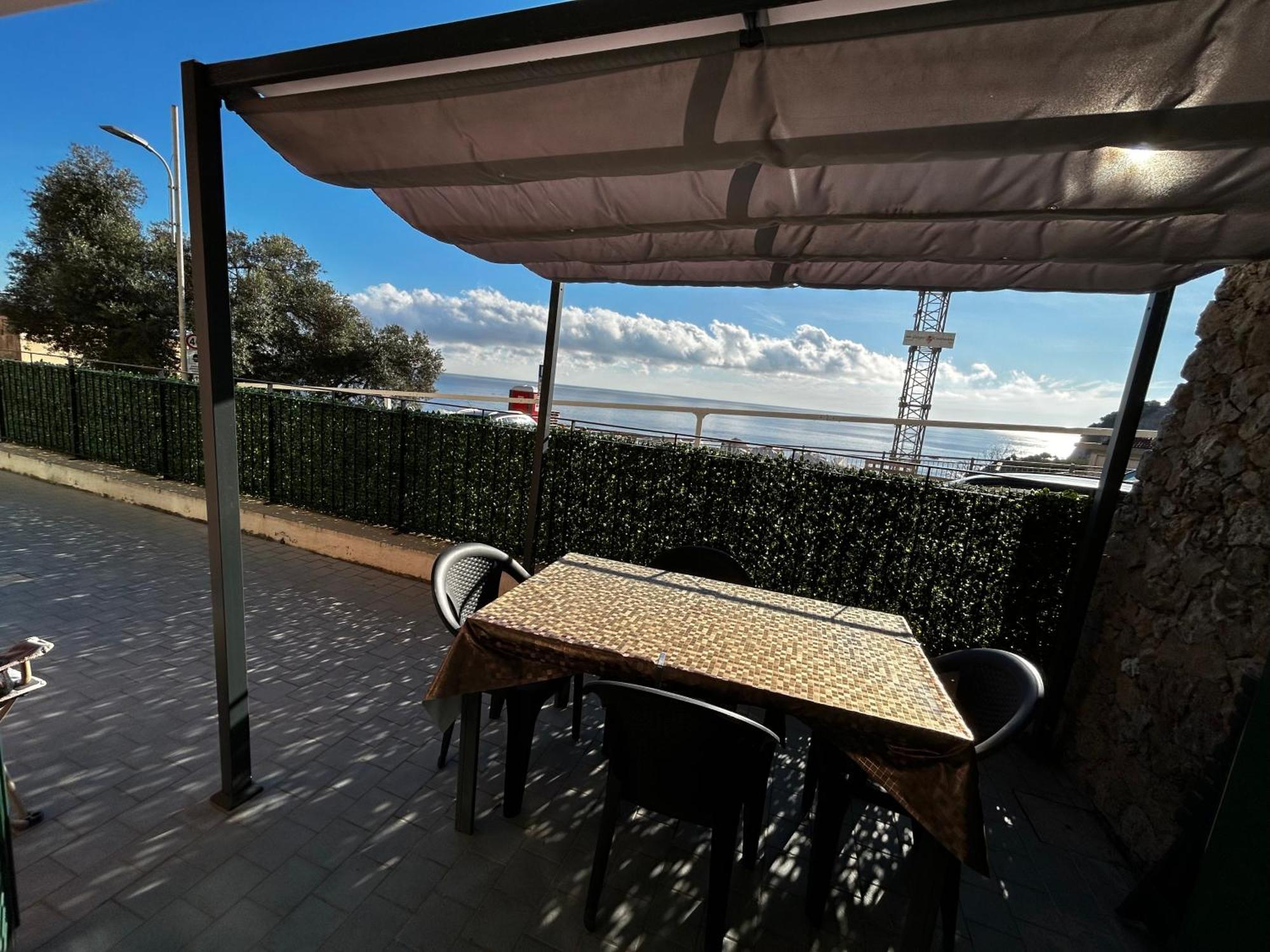 Casa Serge Vista Mare Con Ampio Terrazzo Privato Bergeggi Extérieur photo